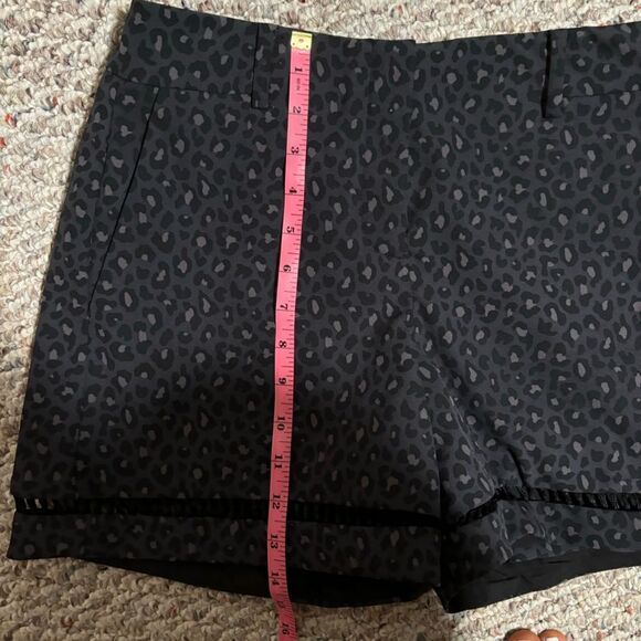 Rebecca Taylor Black Leopard Printed Shorts Eyelet Trim- Size 2 - Picture 7 of 8